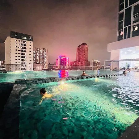 Chamber Klcc Suites Kuala Lumpur Exterior photo